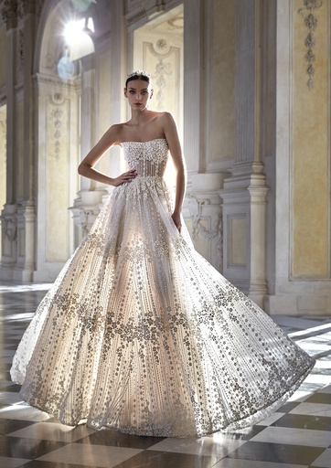 LUCREZIA